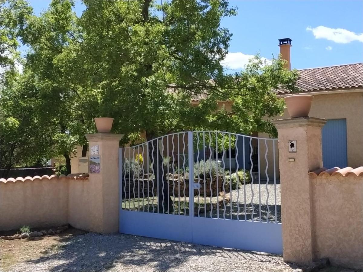 Lou Pebre D'Ai Bed & Breakfast Regusse Exterior photo