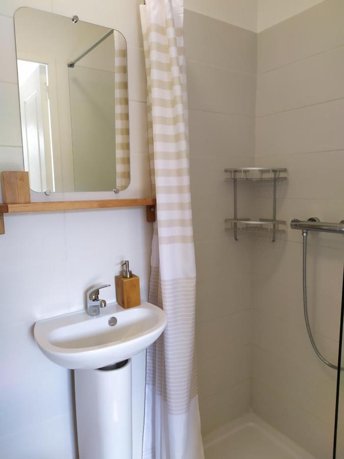 Lou Pebre D'Ai Bed & Breakfast Regusse Exterior photo